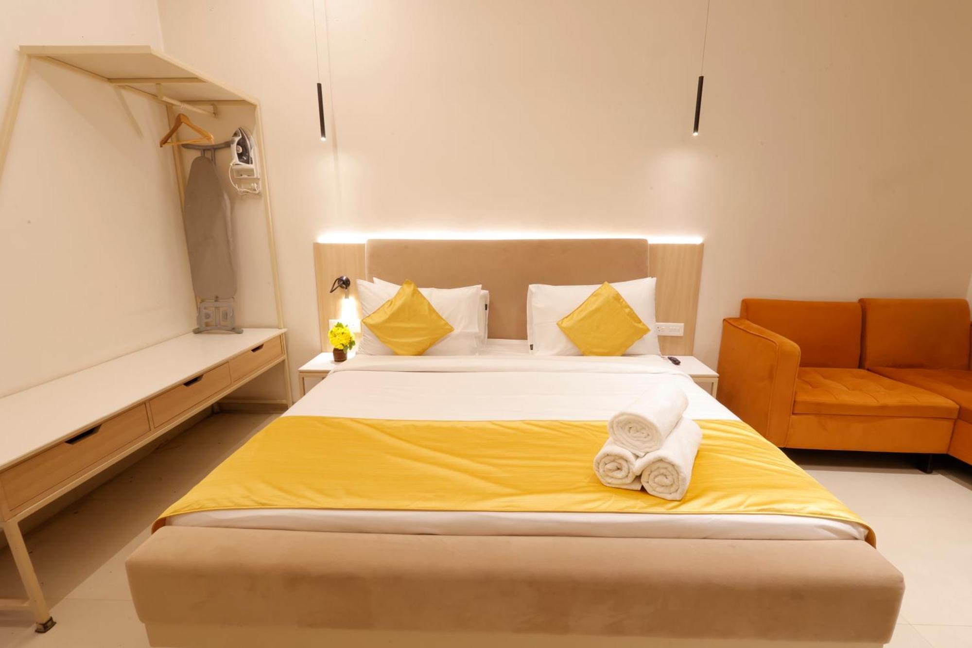 Hotel Varuna Varanasi Eksteriør billede