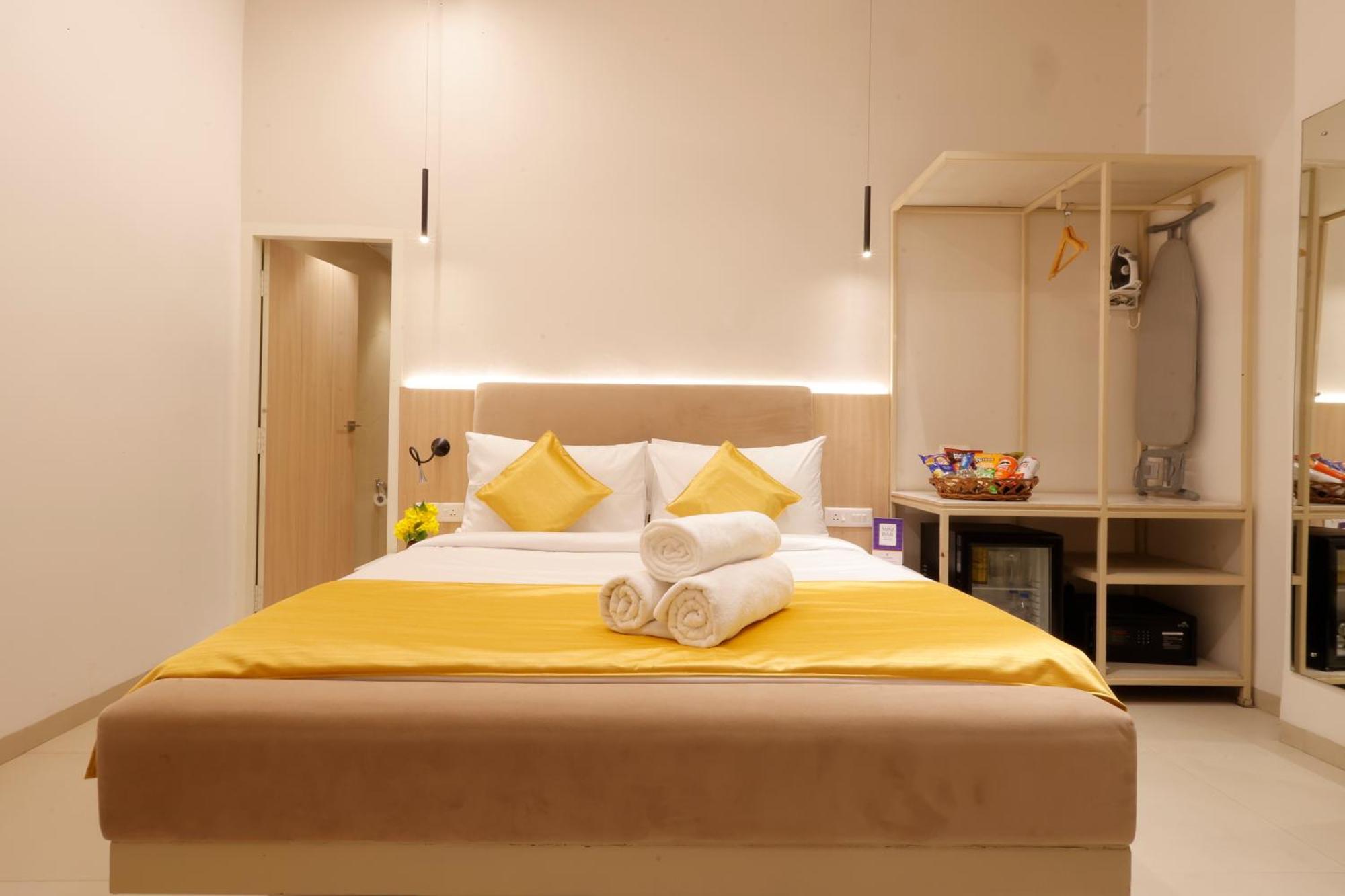 Hotel Varuna Varanasi Eksteriør billede