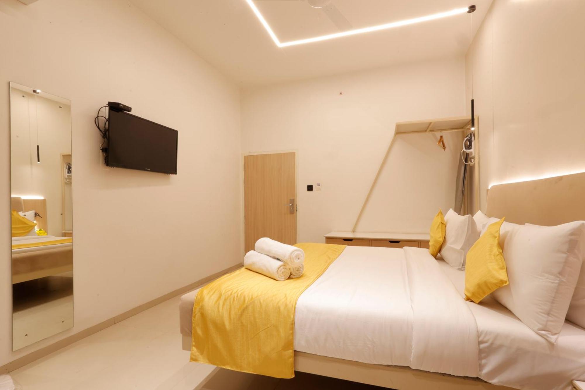 Hotel Varuna Varanasi Eksteriør billede