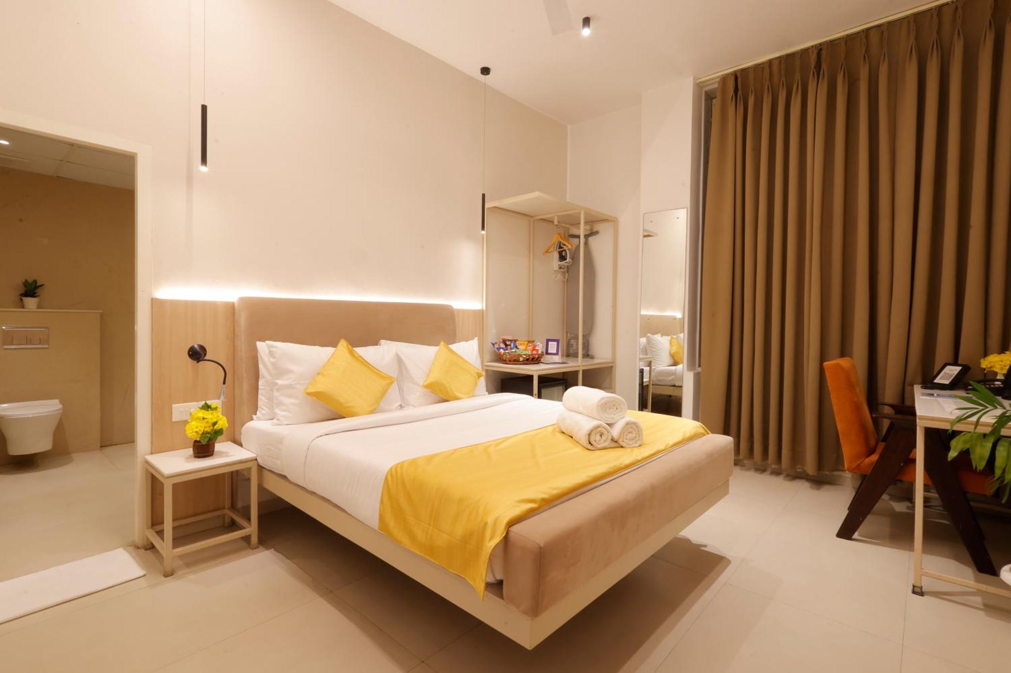 Hotel Varuna Varanasi Eksteriør billede