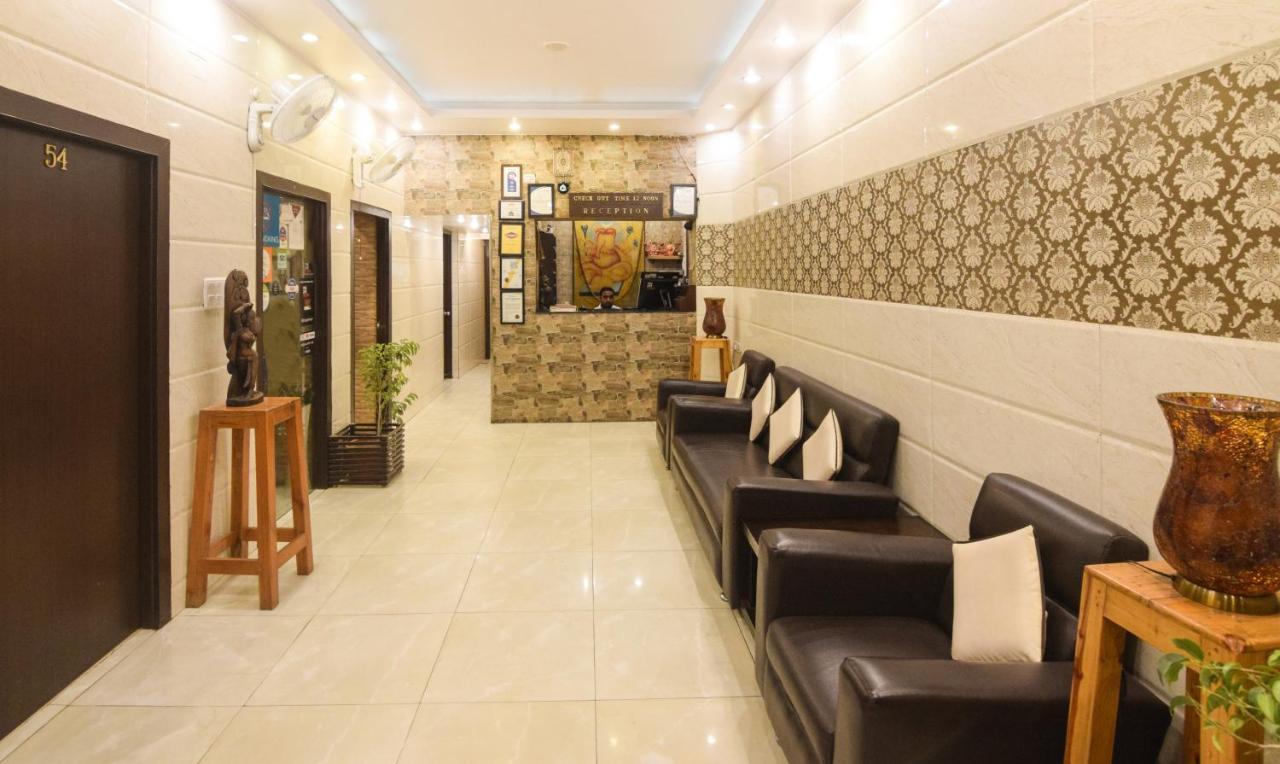 Hotel Varuna Varanasi Eksteriør billede